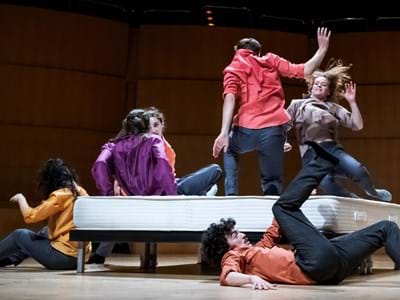 StormSongS Die Tänzerinnen und Tänzer von Emanuele Soavi incompany gastieren am 19. Oktober zum wiederholten Male im Bürgerzentrum Elsenfeld und im Landkreis generell. © Joris Jan Bos